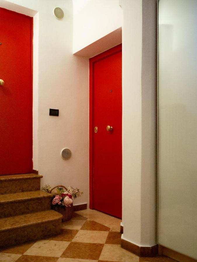 Monolocale Sui Tetti Di Bologna - Via Indipendenza Bolonha Exterior foto